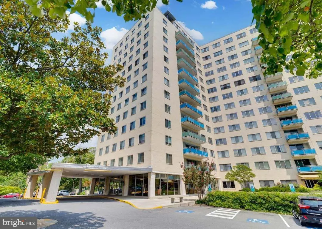 10201 GROSVENOR, Rockville, MD 20852