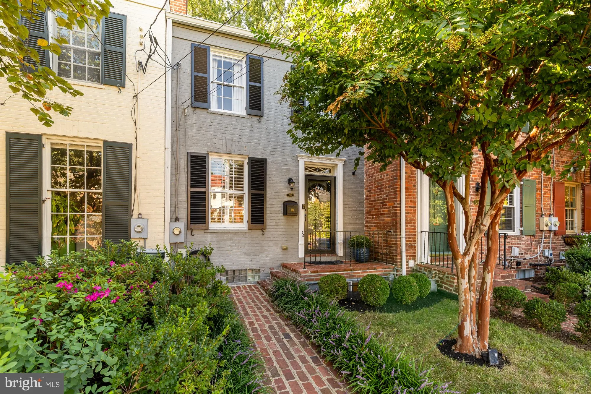 709 ROYAL STREET, Alexandria, VA 22314