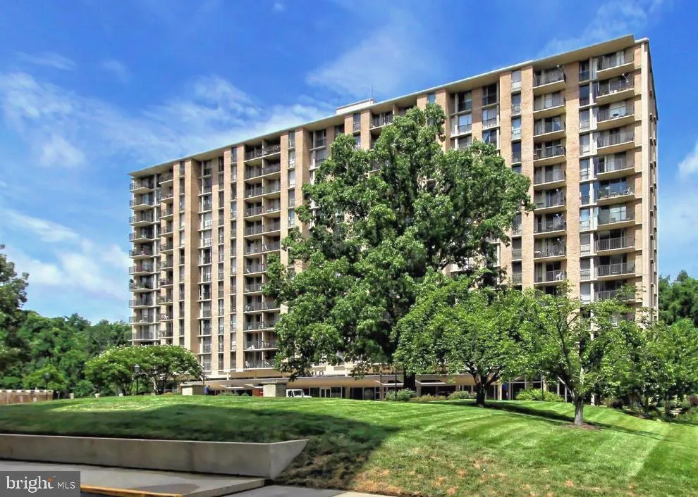 4600 FOUR MILE RUN, Arlington, VA 22204