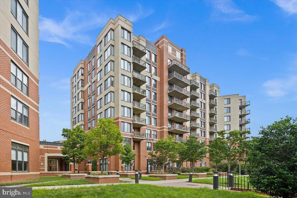 2220 FAIRFAX DRIVE, Arlington, VA 22201