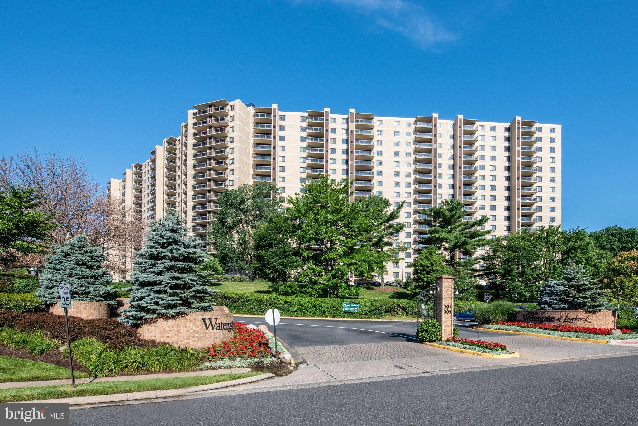 205 YOAKUM PARKWAY, Alexandria, VA 22304