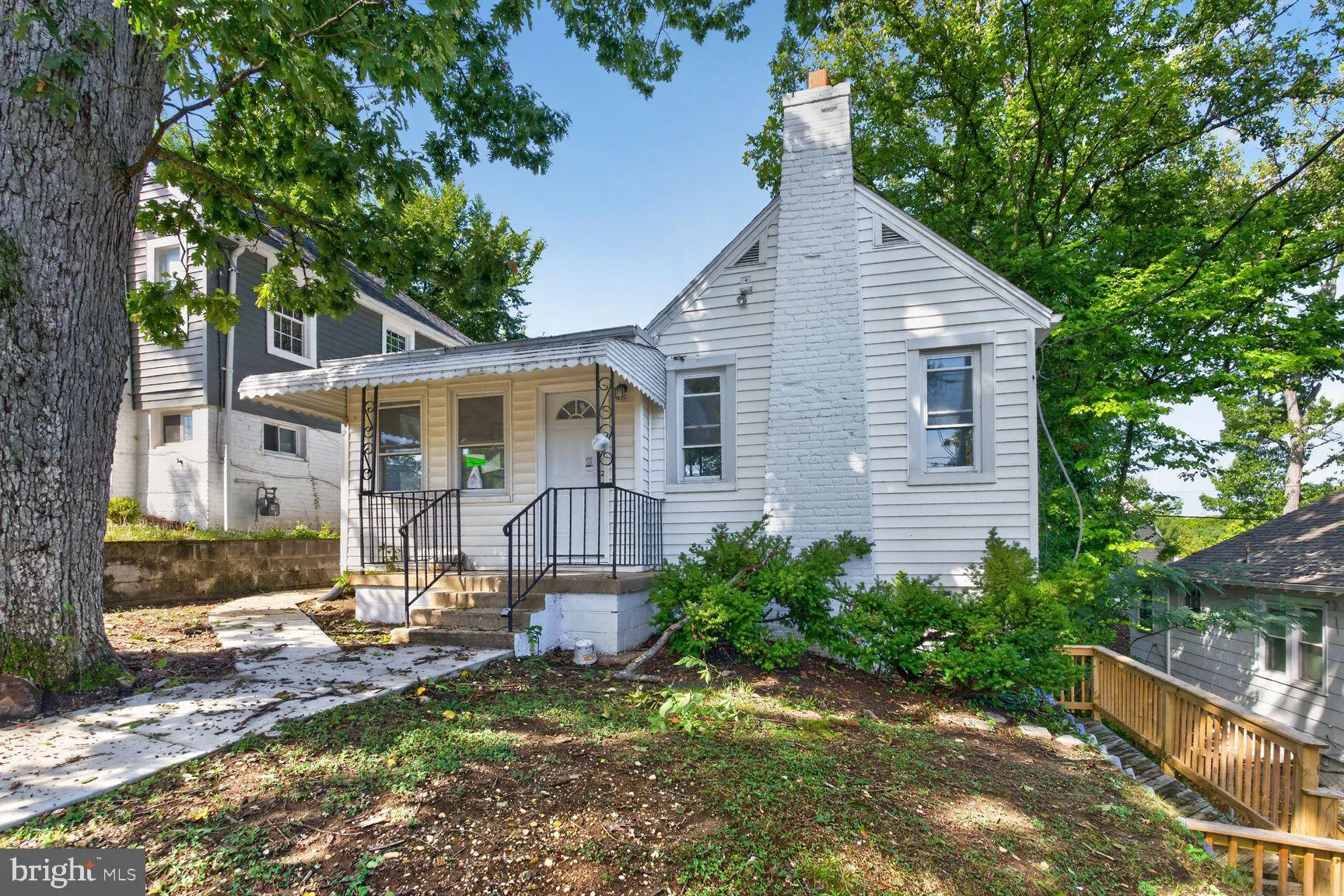 1227 44TH PLACE, Washington, DC 20019