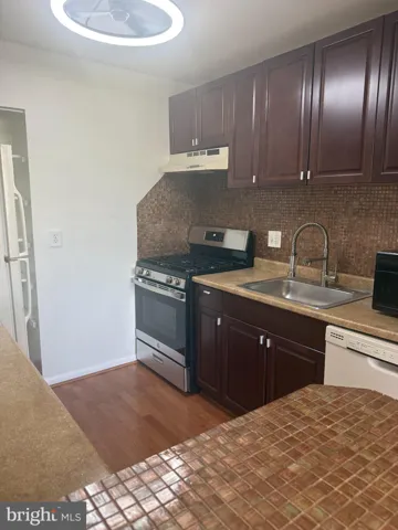 7611 Route 29, Falls Church, Virginia 22042