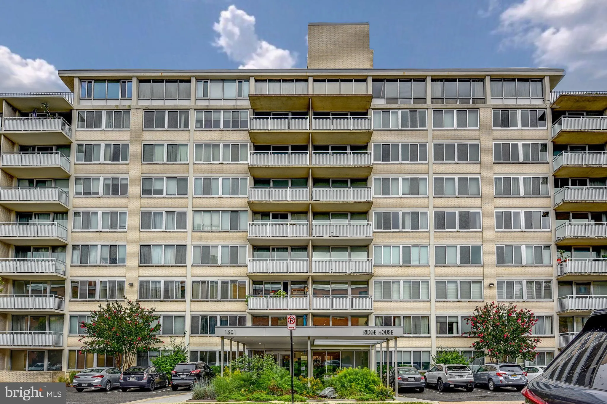 1301 ARLINGTON RIDGE ROAD, Arlington, VA 22202