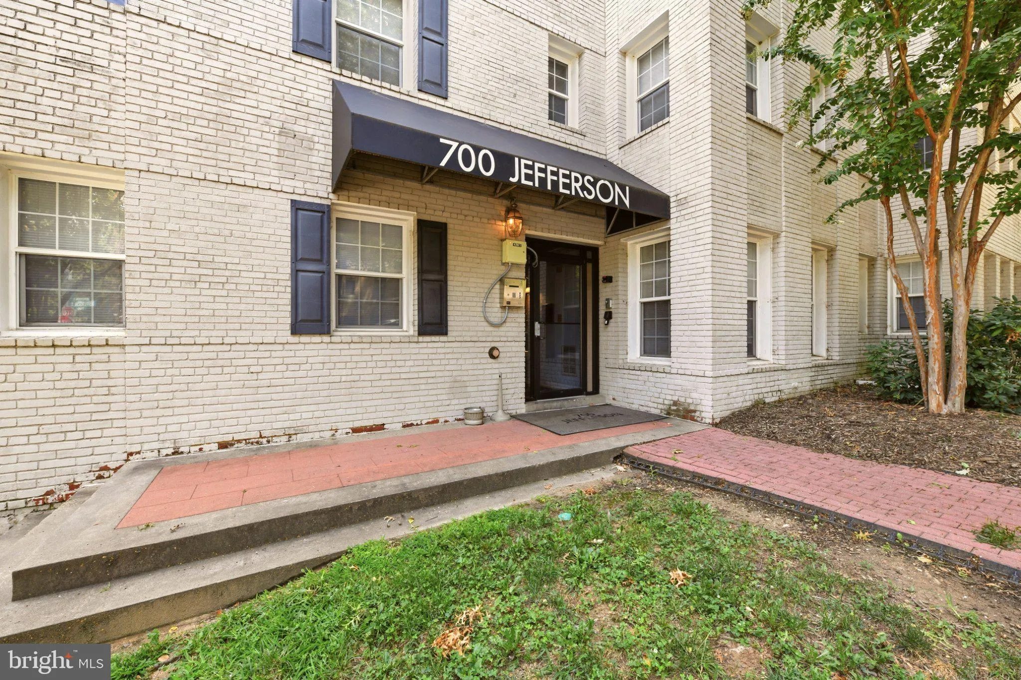 700 JEFFERSON STREET, Washington, DC 20011
