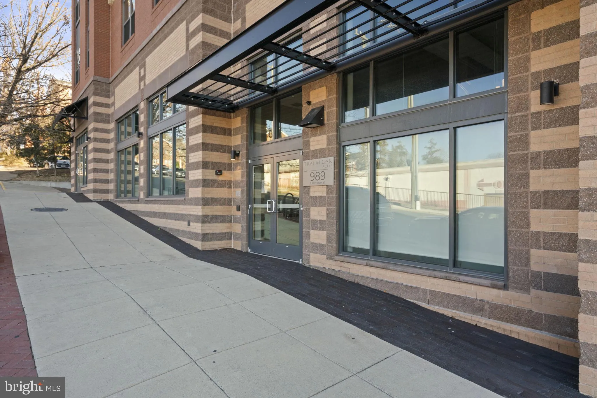 989 BUCHANAN STREET, Arlington, VA 22204