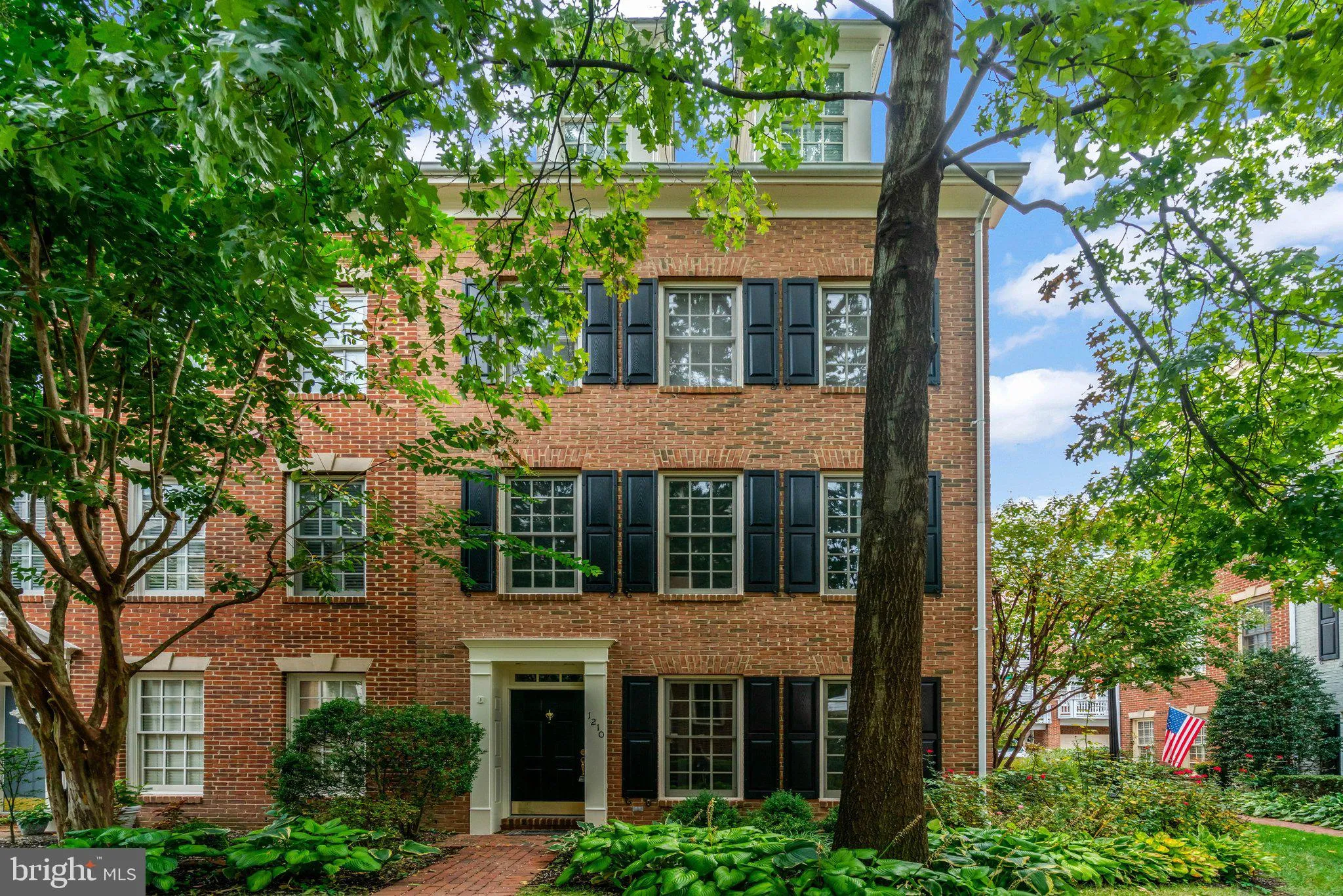 1210 ROUNDHOUSE LANE, Alexandria, VA 22314