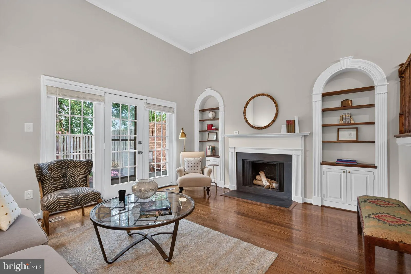 2413 9TH STREET, Arlington, VA 22204