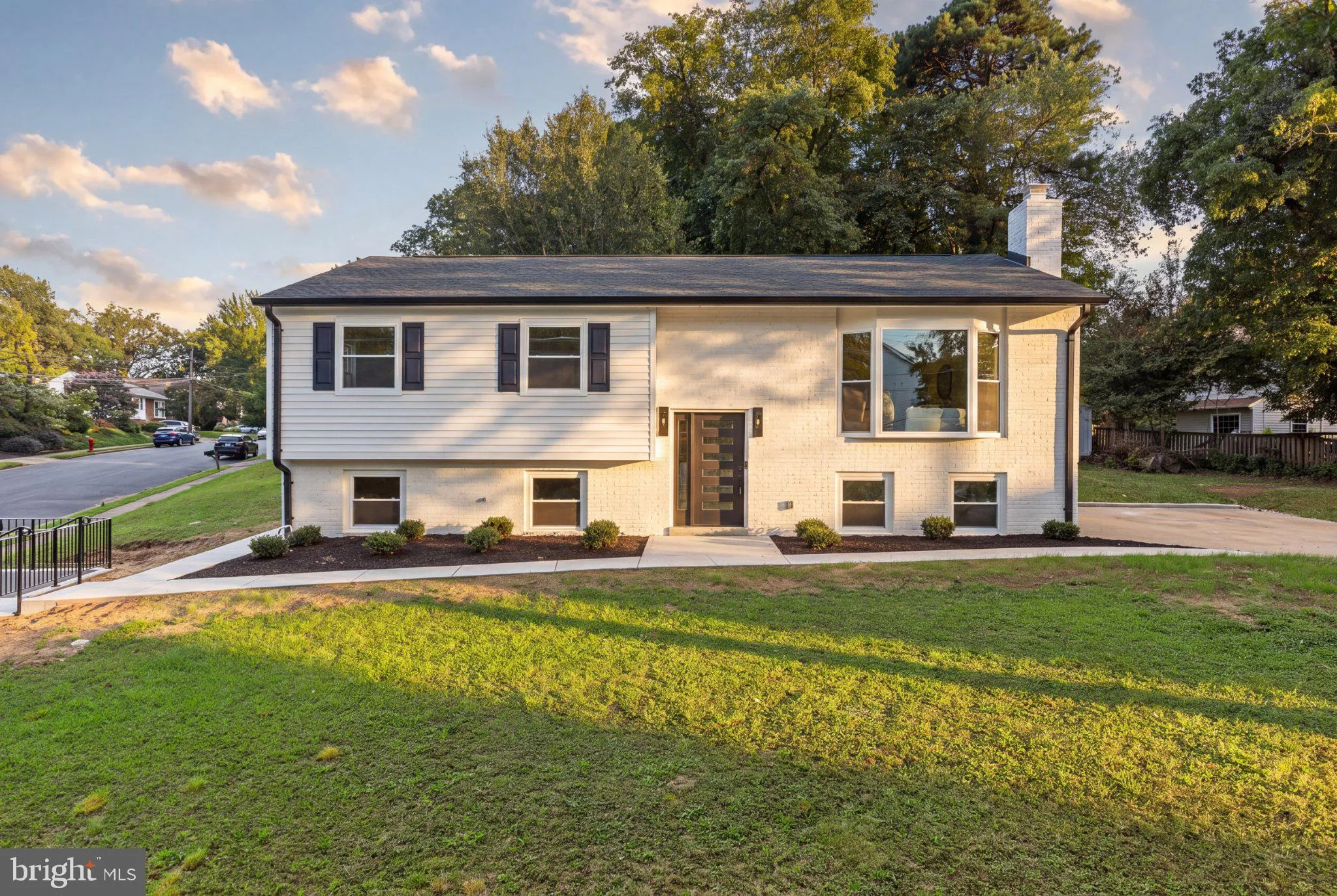 300 VALEVIEW COURT, Vienna, VA 22180