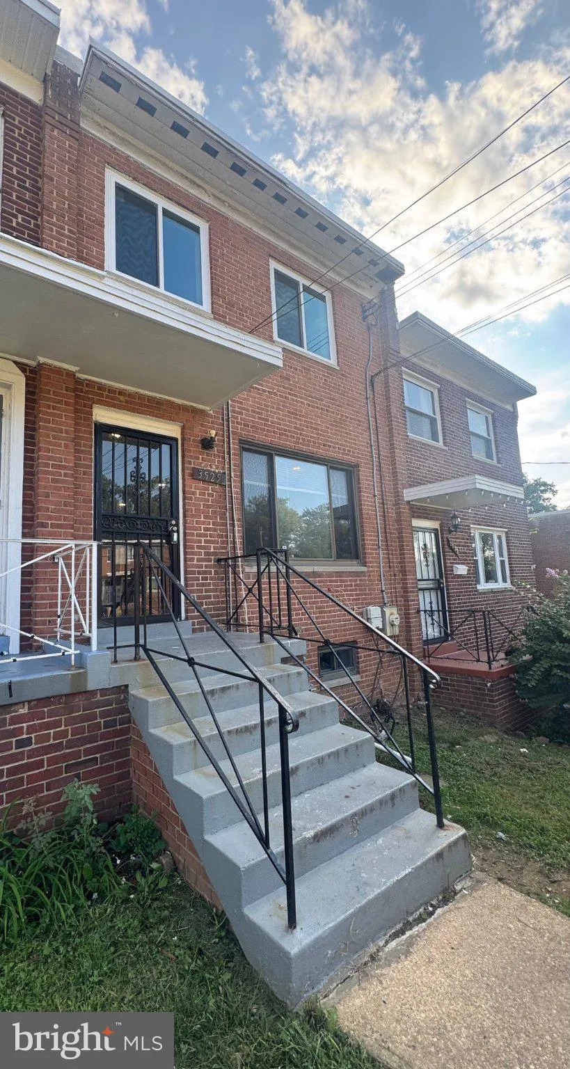 3525 MANORWOOD DRIVE, Hyattsville, MD 20782