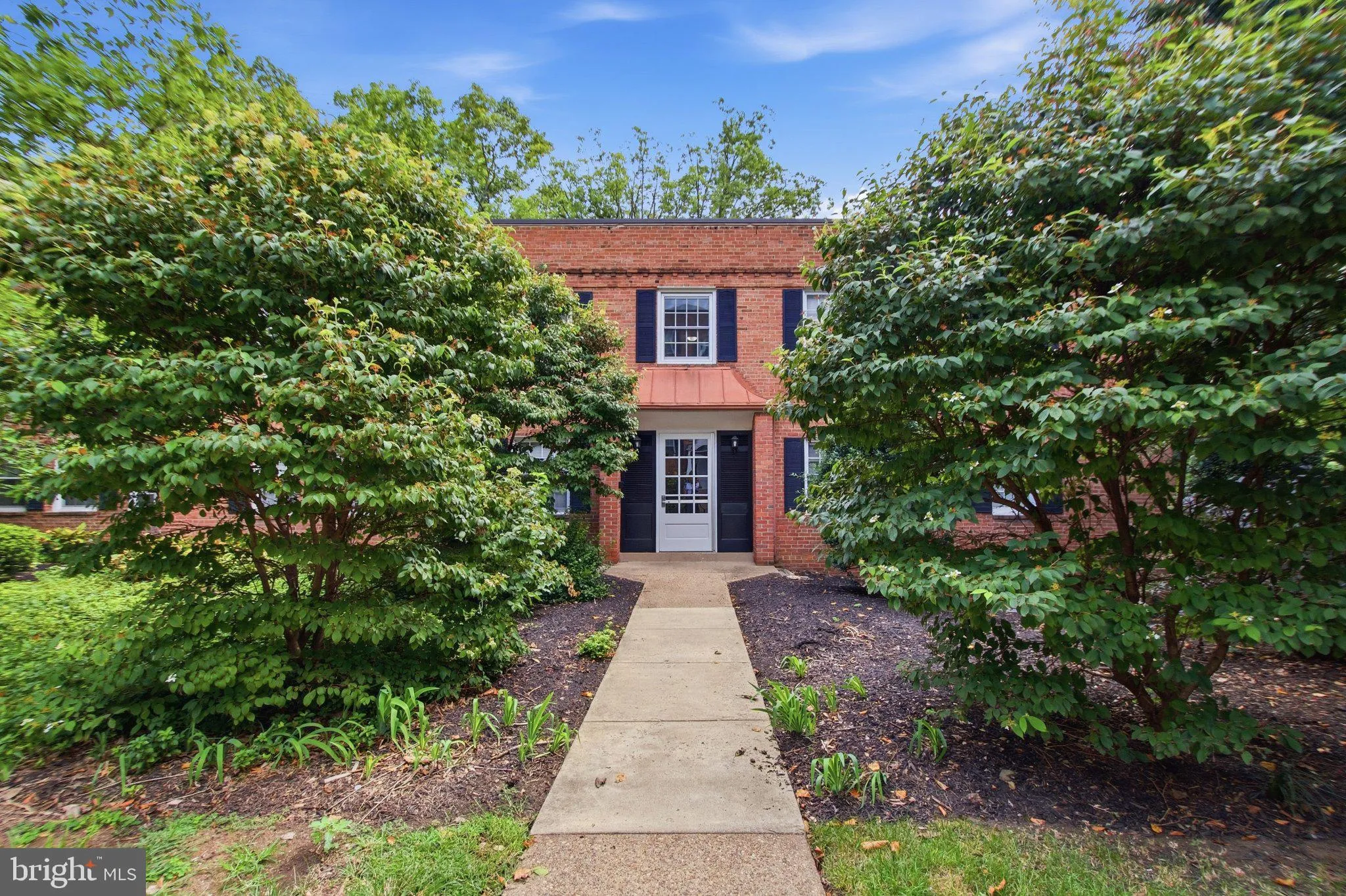 5006 COLUMBIA PIKE, Arlington, VA 22204