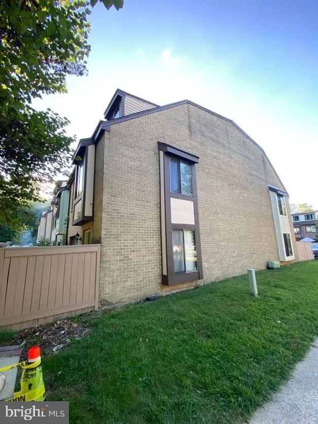 9917 FOREST VIEW PLACE, Gaithersburg, MD 20886