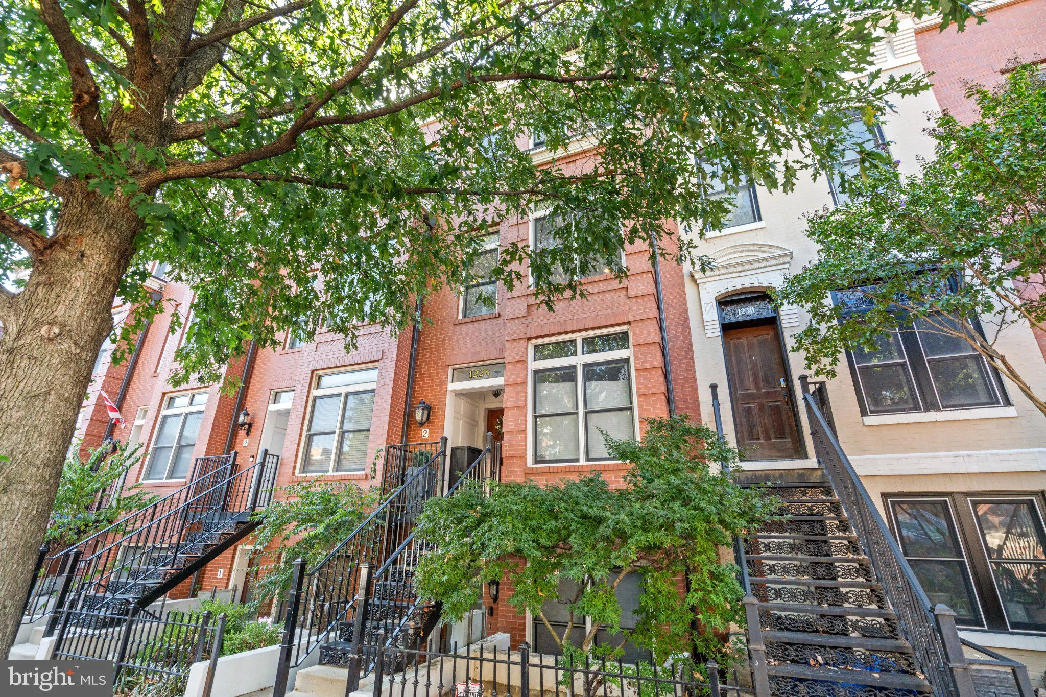 1228 4TH, Washington, DC 20001