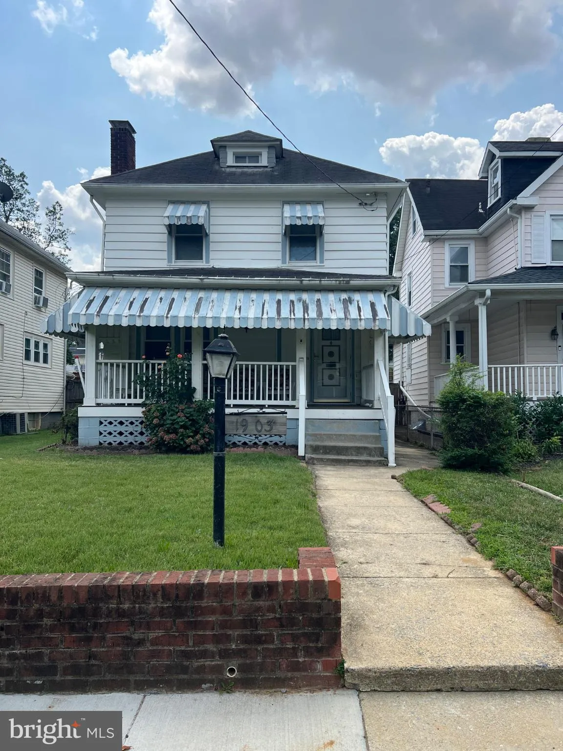 1903 LAWRENCE, Washington, DC 20018
