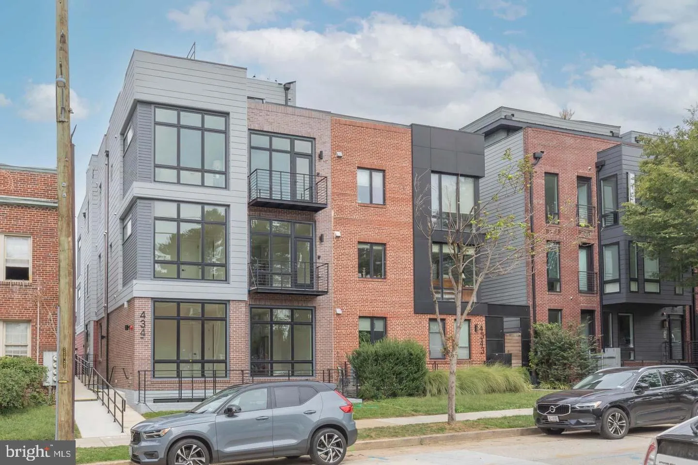 4347 HARRISON STREET, Washington, DC 20015