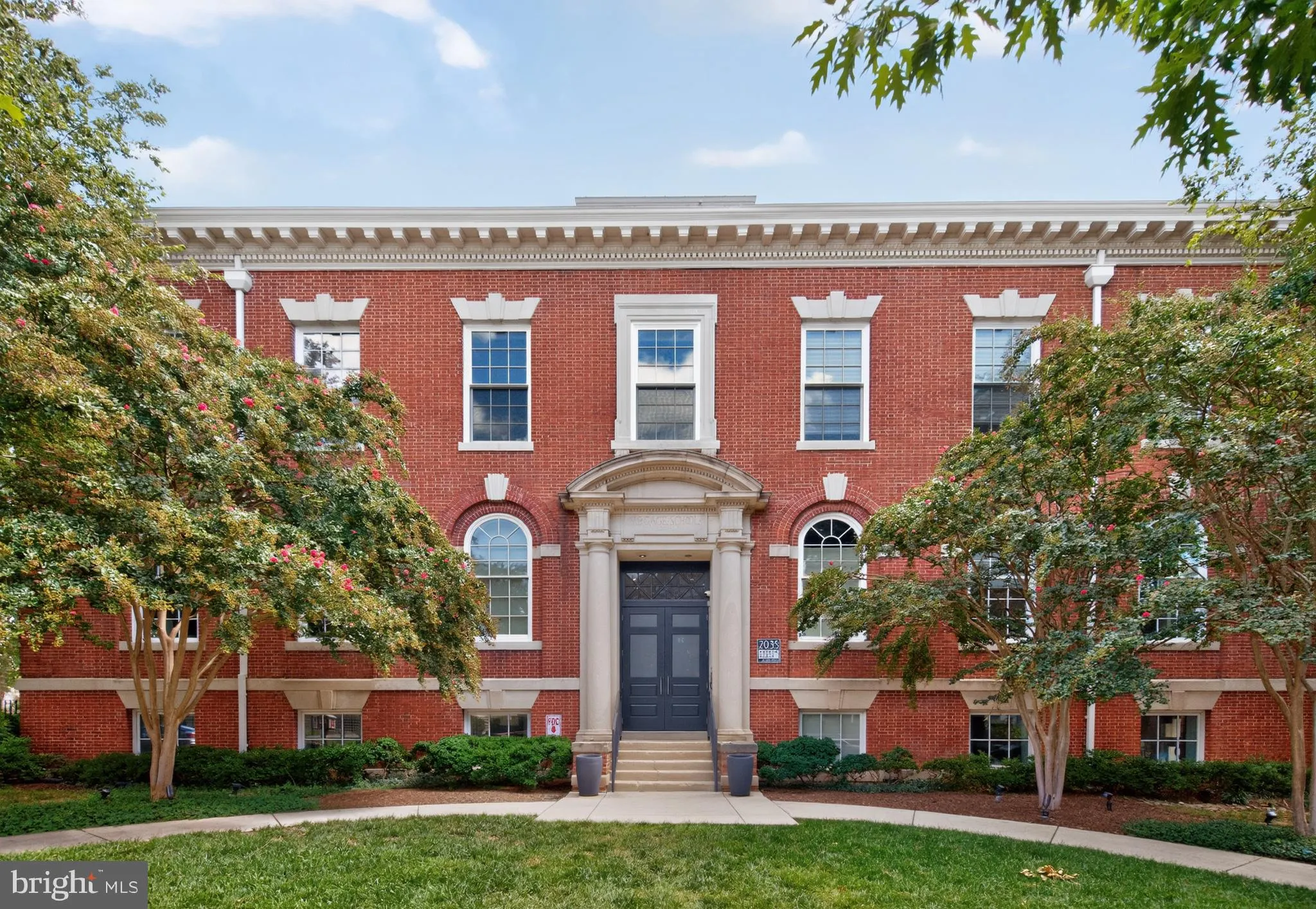 2035 2ND STREET, Washington, DC 20001