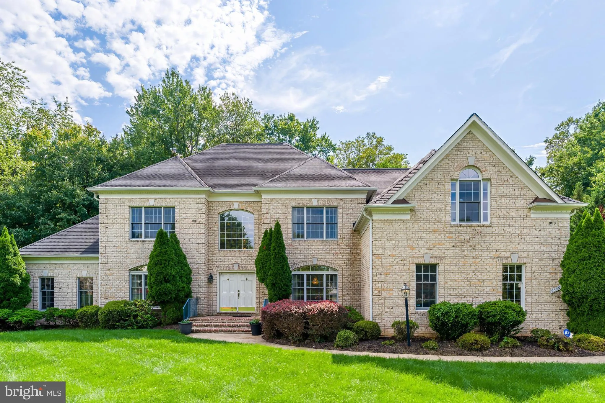 9395 WOLF TRAP CREEK COURT, Great Falls, VA 22066