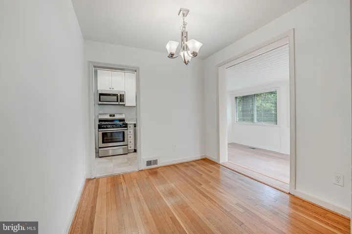 8218 Roanoke Ave, Takoma Park, Maryland 20912