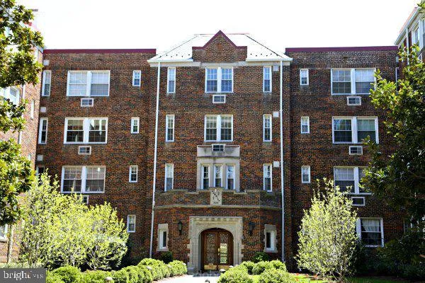 3051 IDAHO AVENUE, Washington, DC 20016