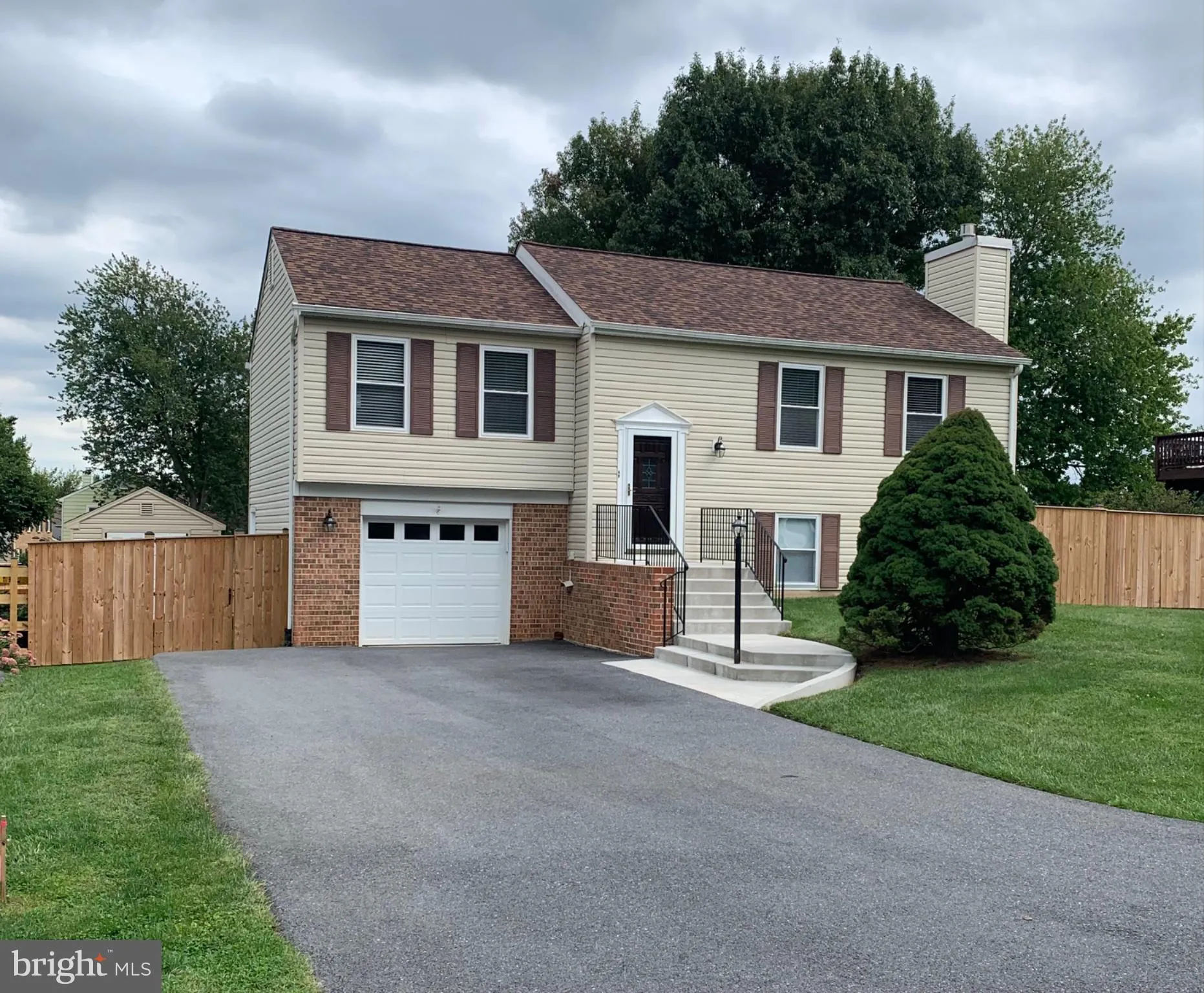 8507 ADVENTURE COURT, Walkersville, MD 21793