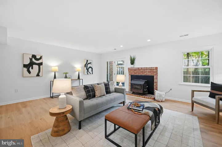 7818 Byrds Nest Pass, Annandale, Virginia 22003