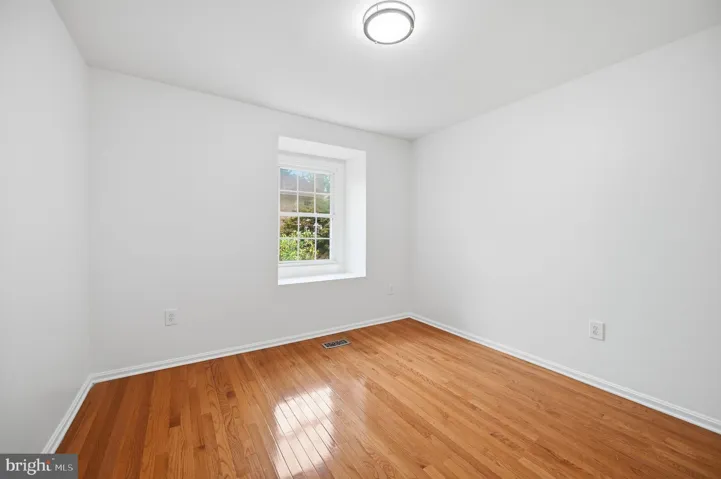 7818 Byrds Nest Pass, Annandale, Virginia 22003