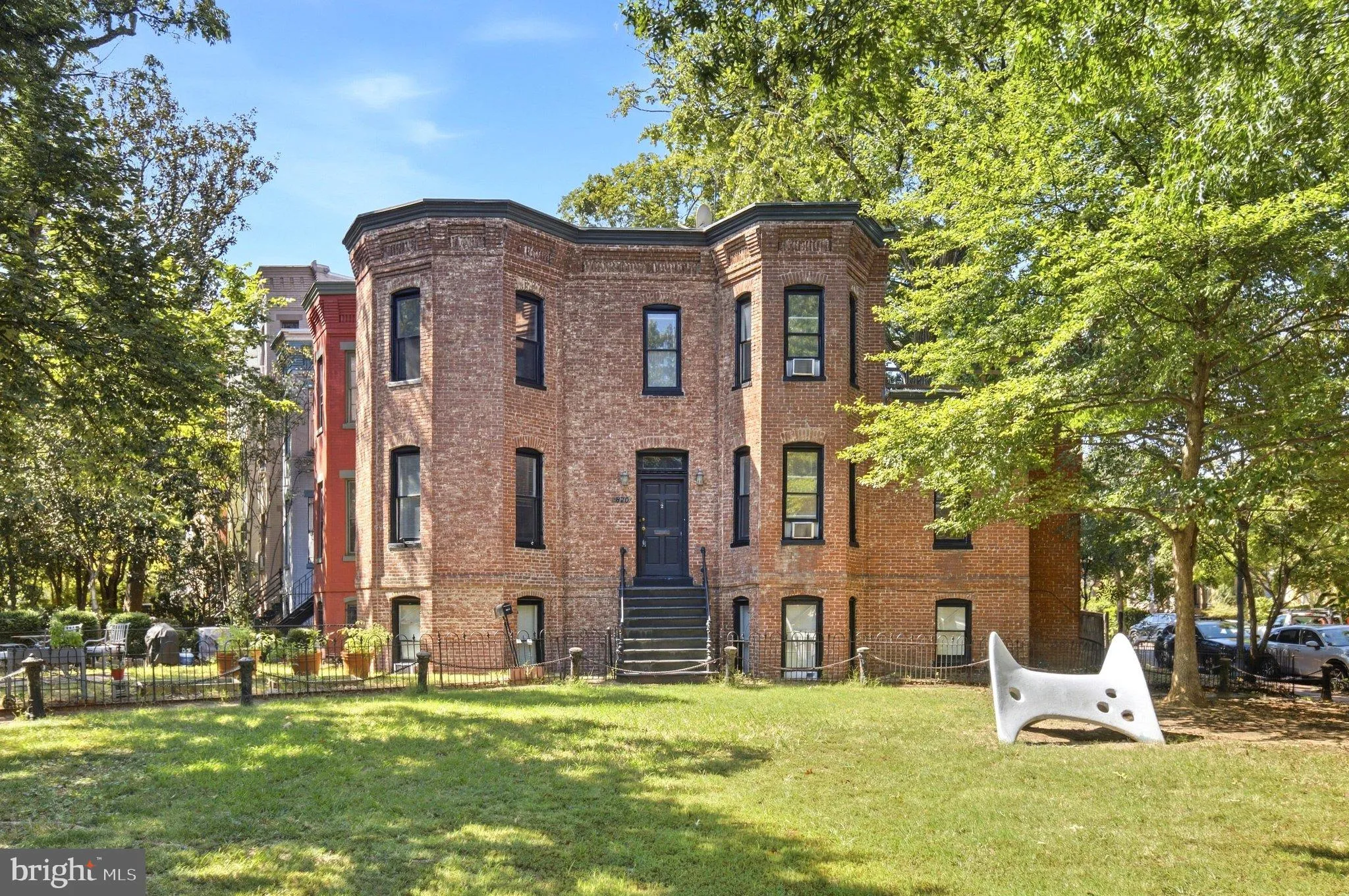 820 NORTH CAROLINA AVENUE, Washington, DC 20003