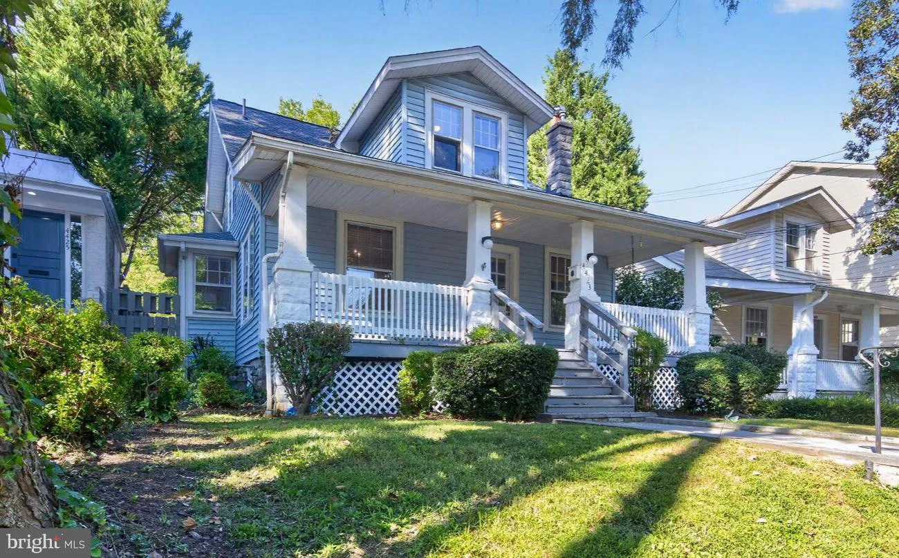 4423 P STREET, Washington, DC 20007