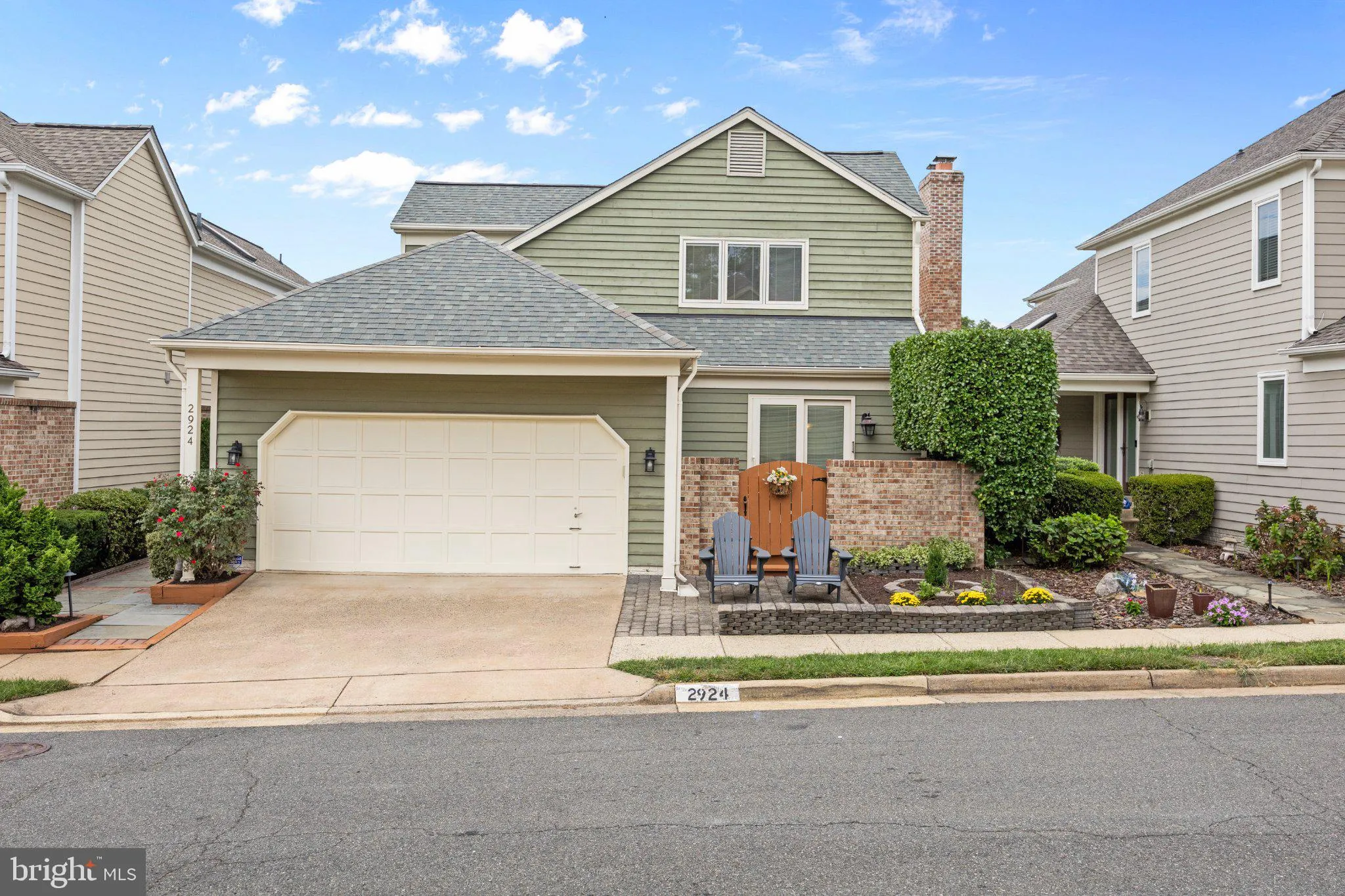 2924 OAKBURY COURT, Oakton, VA 22124