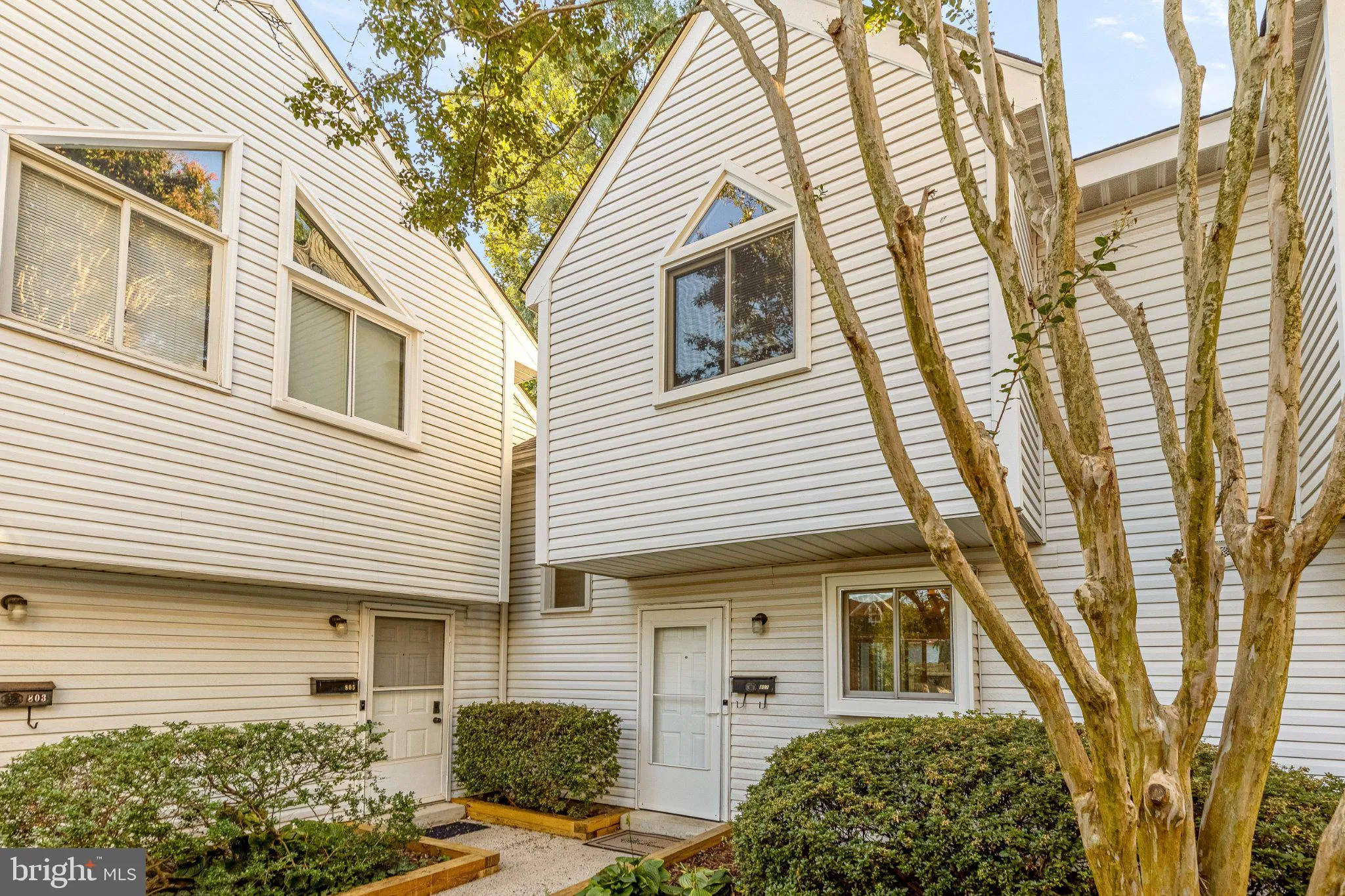 807 LOCUST STREET, Herndon, VA 20170