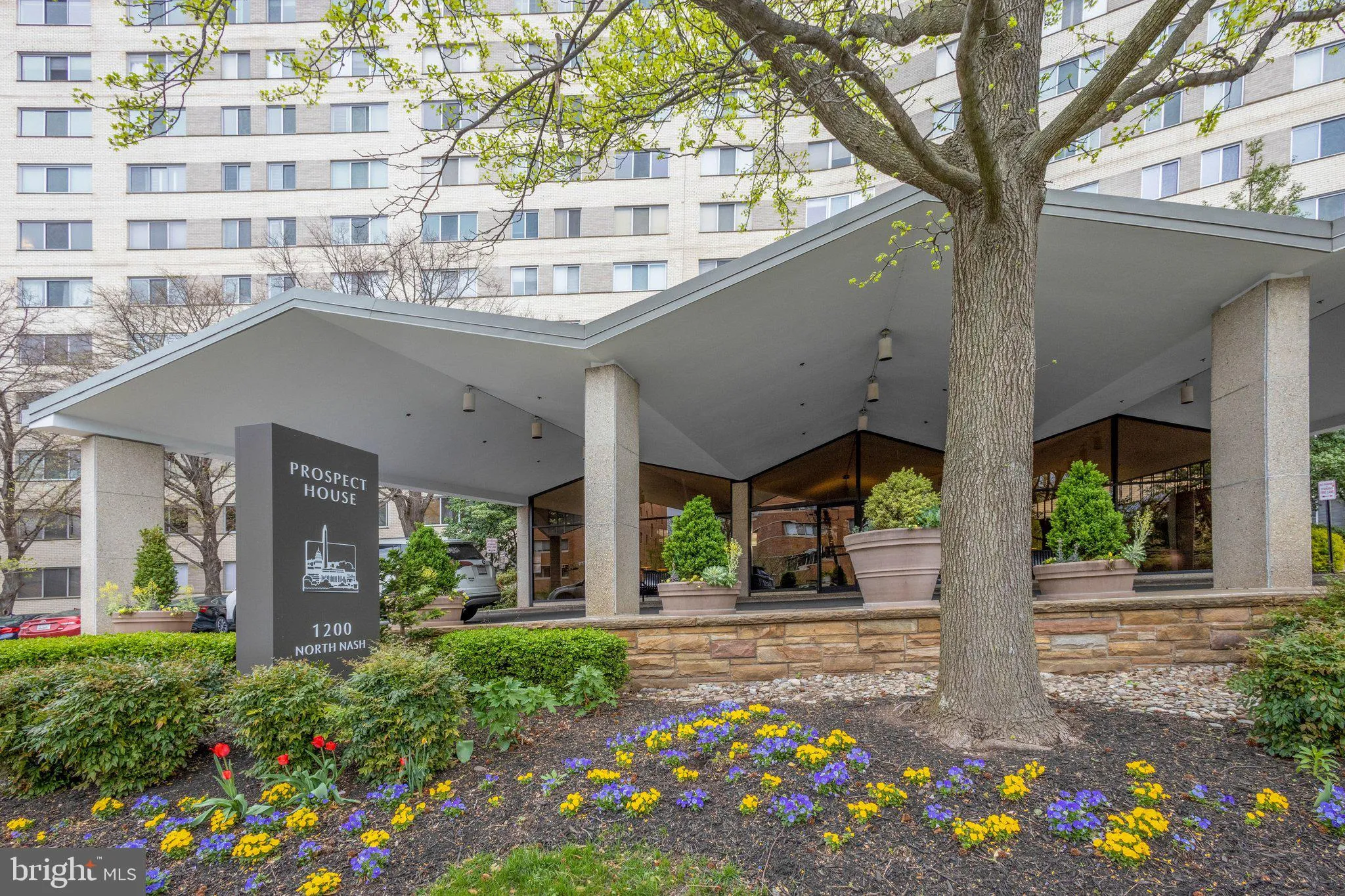 1200 NASH STREET, Arlington, VA 22209
