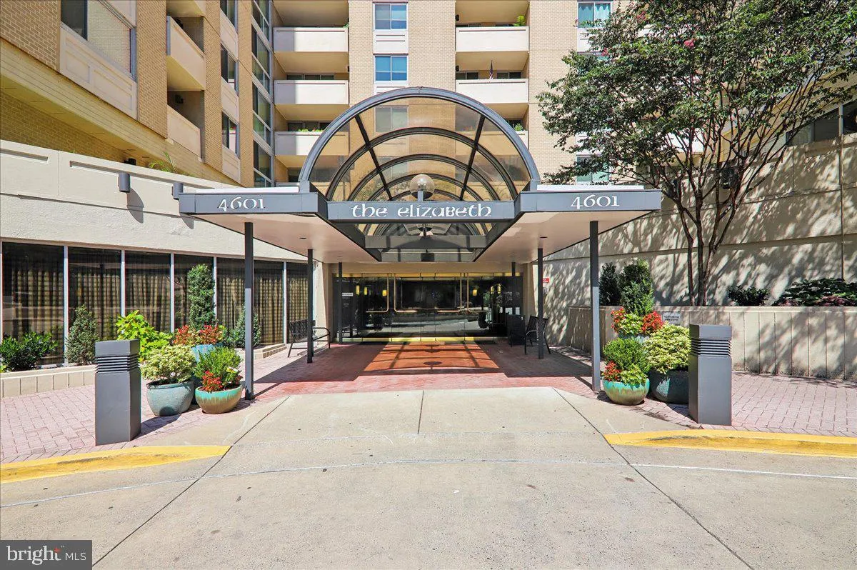4601 PARK AVENUE, Chevy Chase, MD 20815