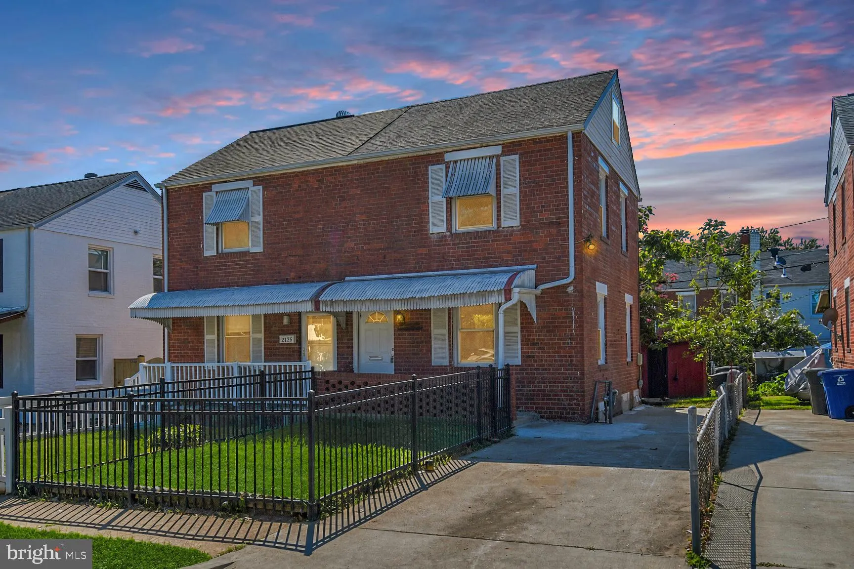 2124 OXFORD STREET, Arlington, VA 22204