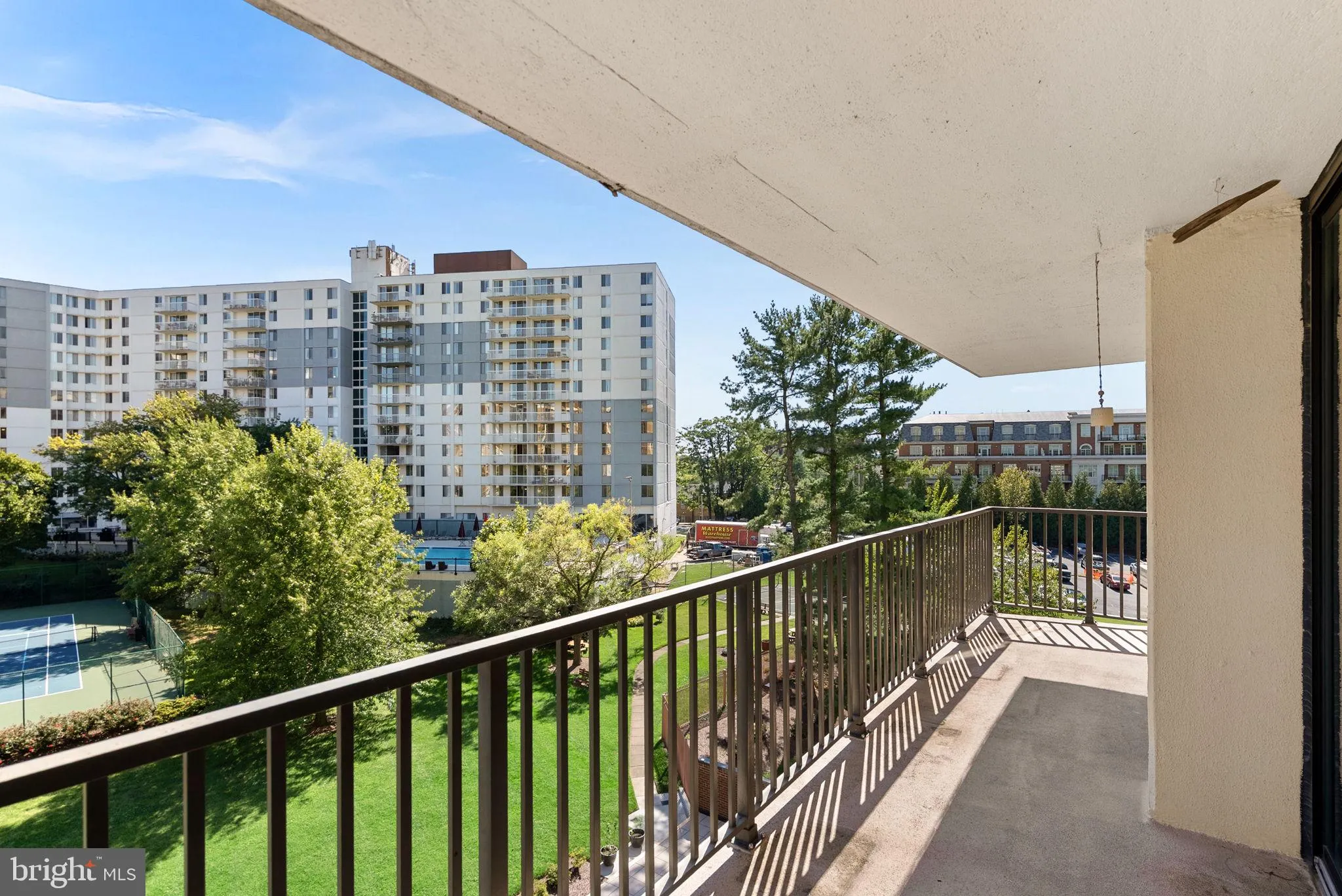 6800 FLEETWOOD ROAD, Mclean, VA 22101