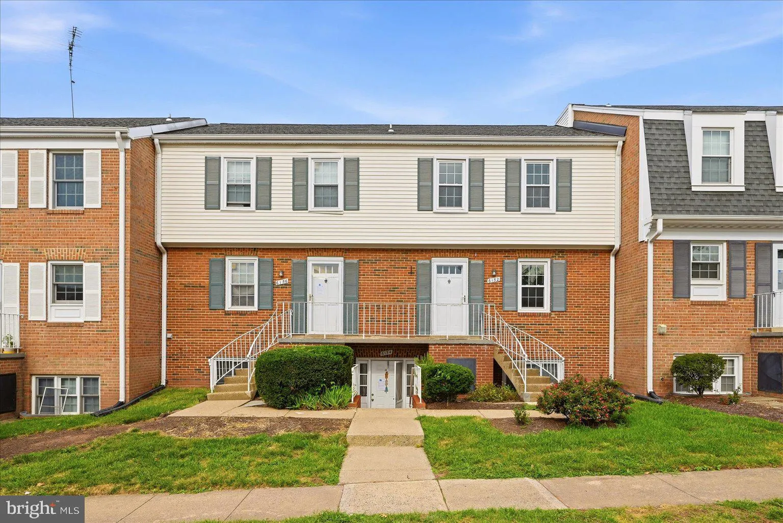 6152 STRASBURG DRIVE, Centreville, VA 20121