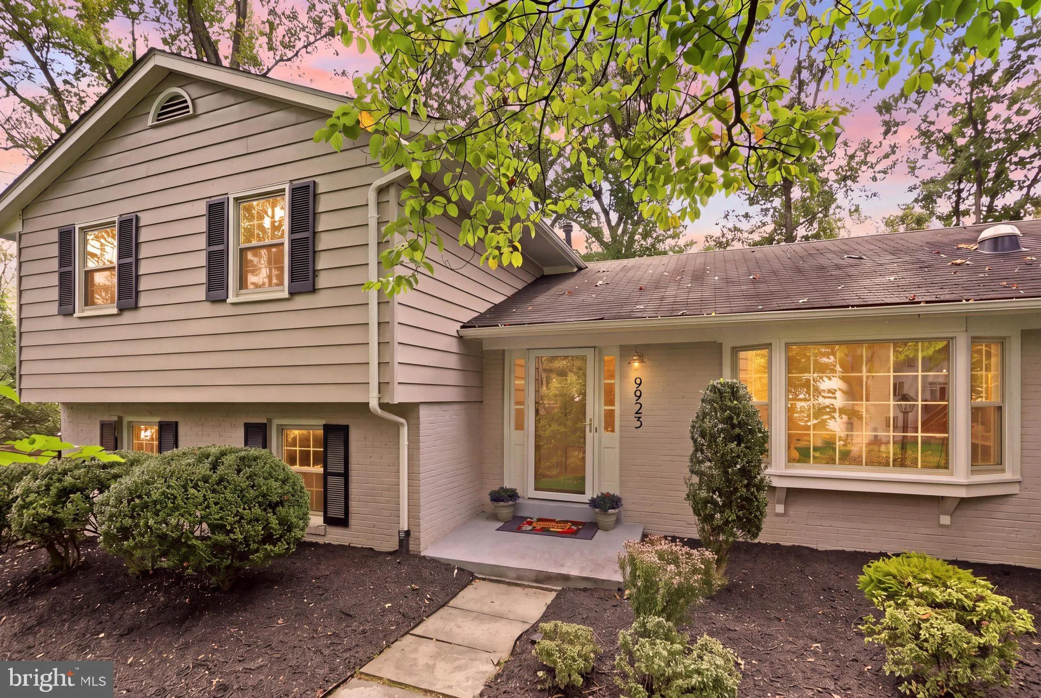 9923 CORSICA STREET, Vienna, VA 22181