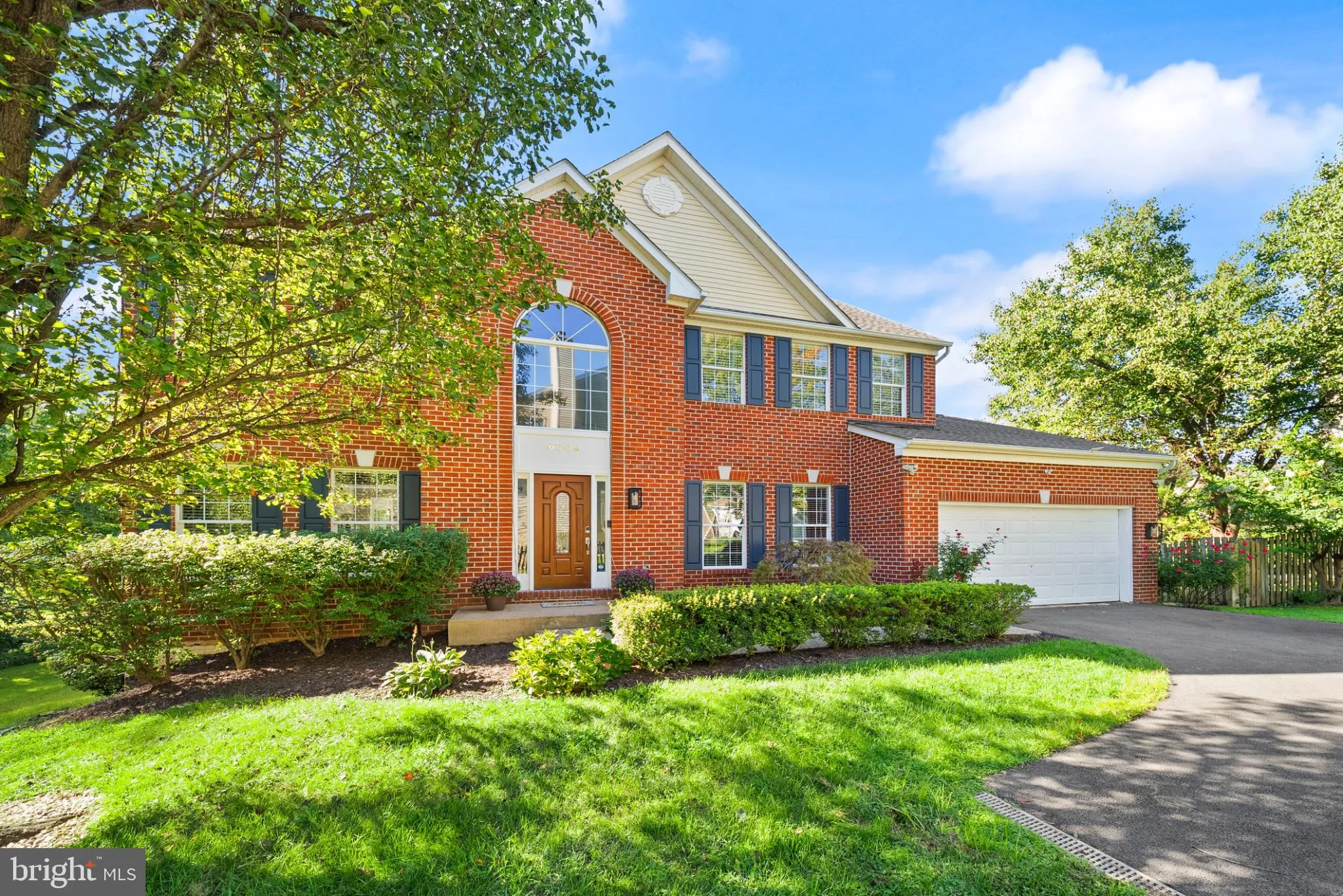 6704 MOSSY BANK LANE, Centreville, VA 20121