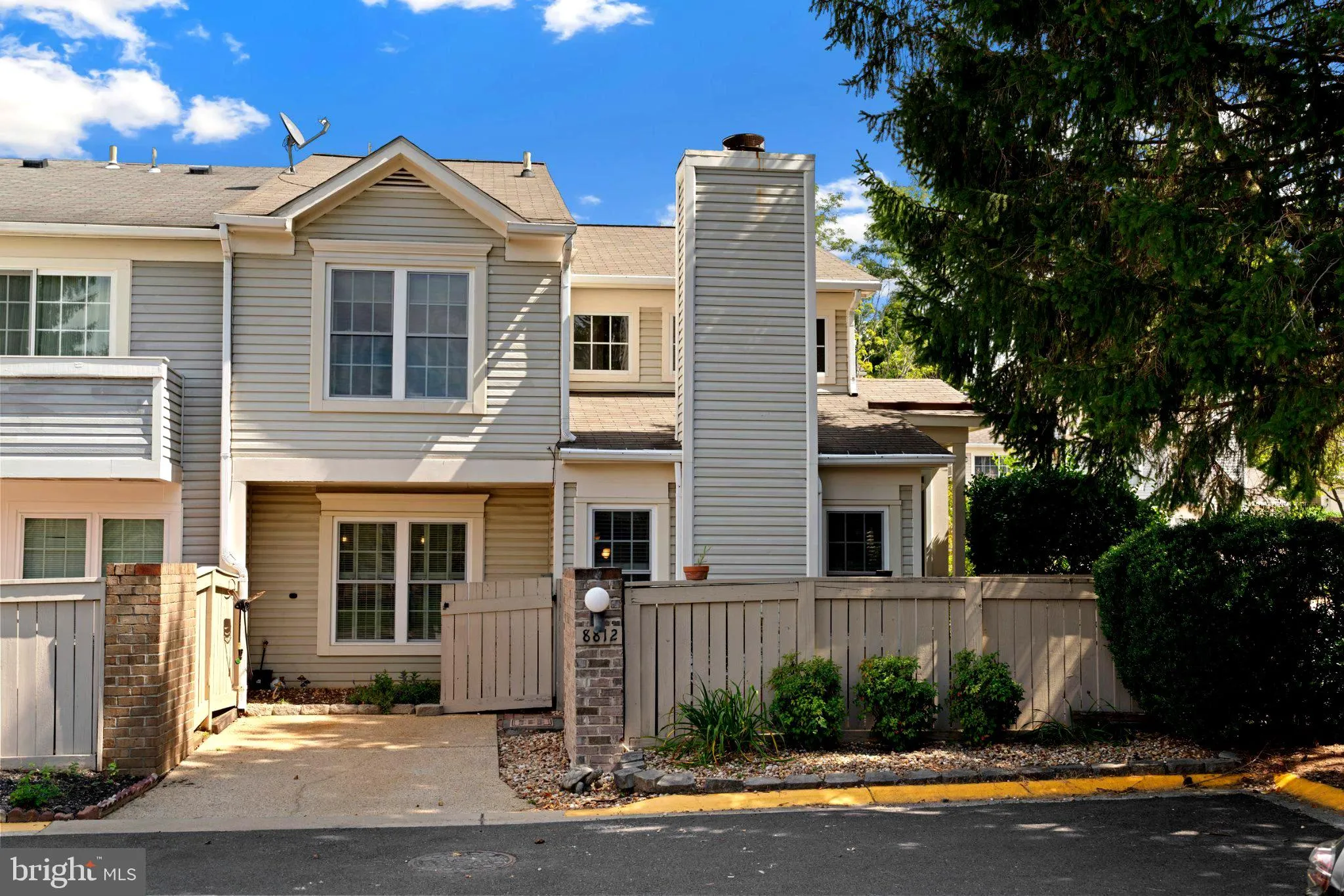 8812 RUSTBURG CIRCLE, Montgomery Village, MD 20886