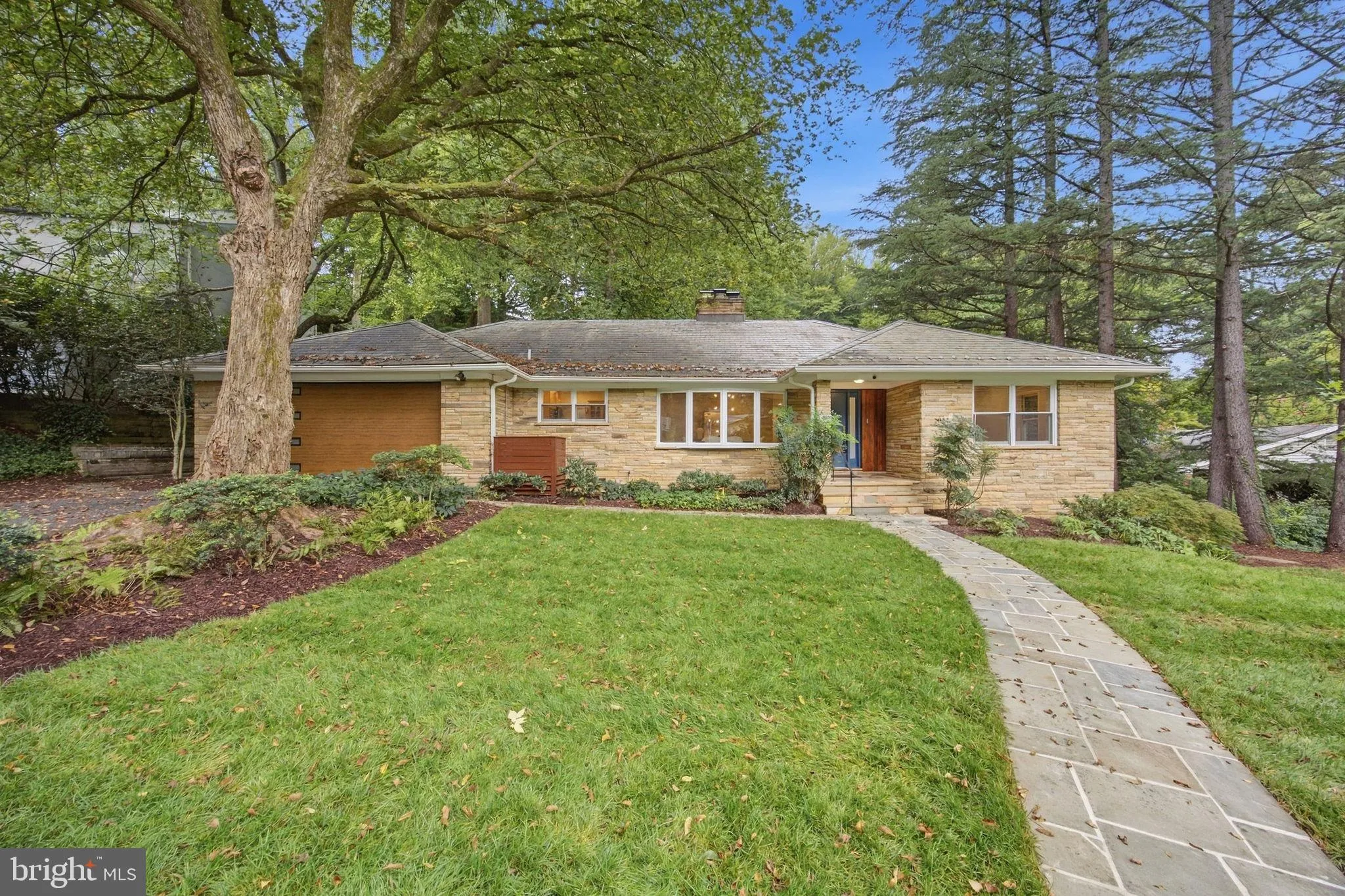 4242 MATHEWSON DRIVE, Washington, DC 20011