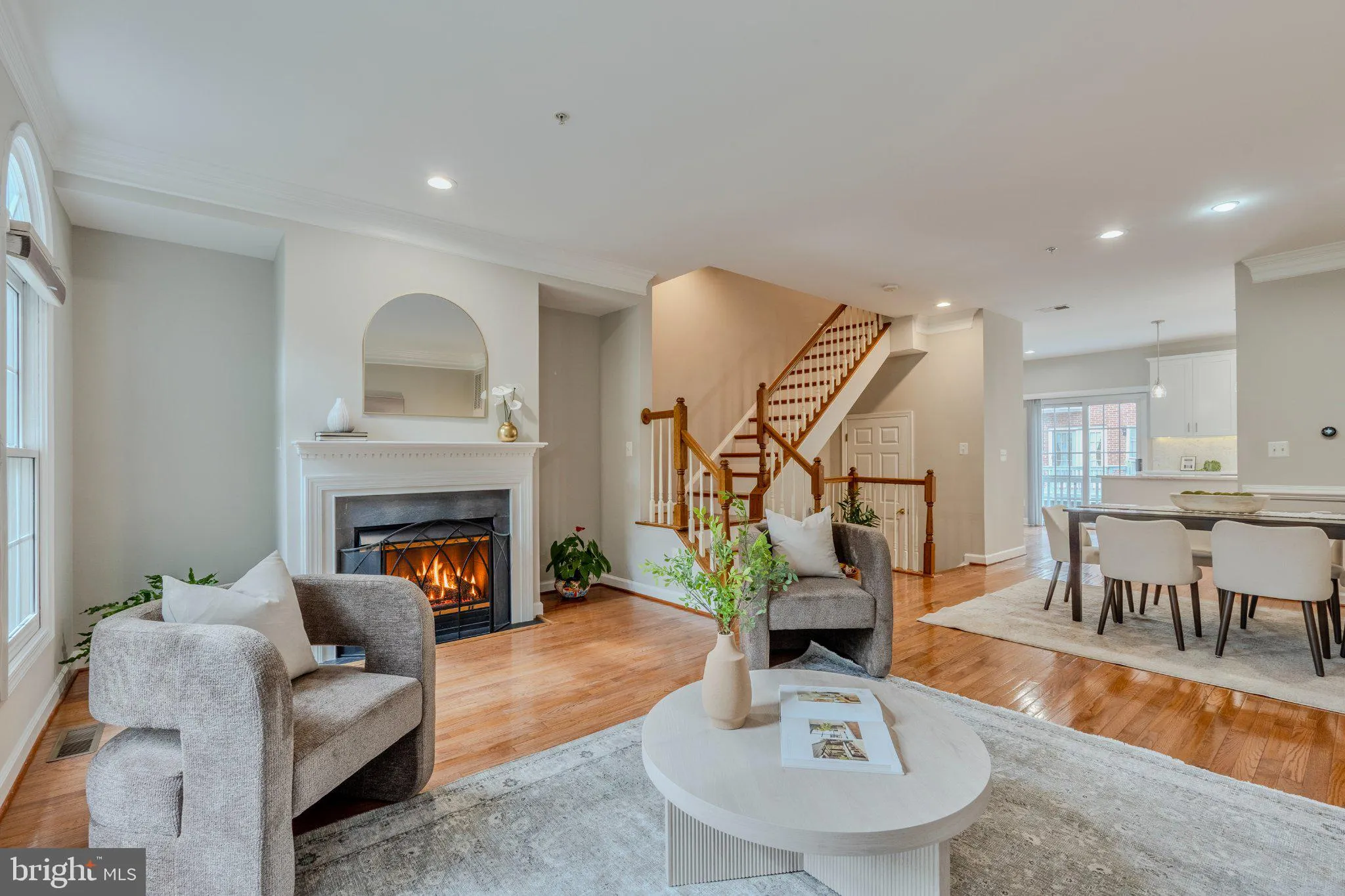 8816 HUNTING LODGE COURT, Vienna, VA 22182