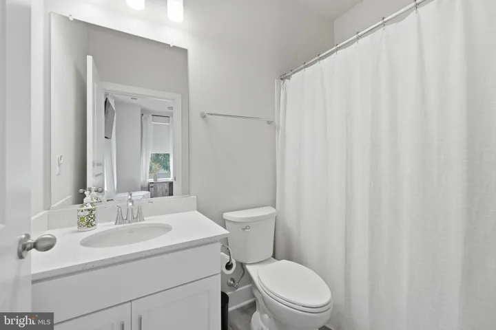 1476 Meadowlark Glen Rd, Dumfries, Virginia 22026