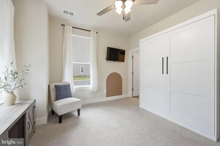 1476 Meadowlark Glen Rd, Dumfries, Virginia 22026