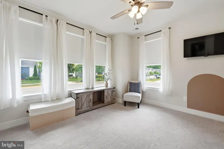 1476 Meadowlark Glen Rd, Dumfries, Virginia 22026
