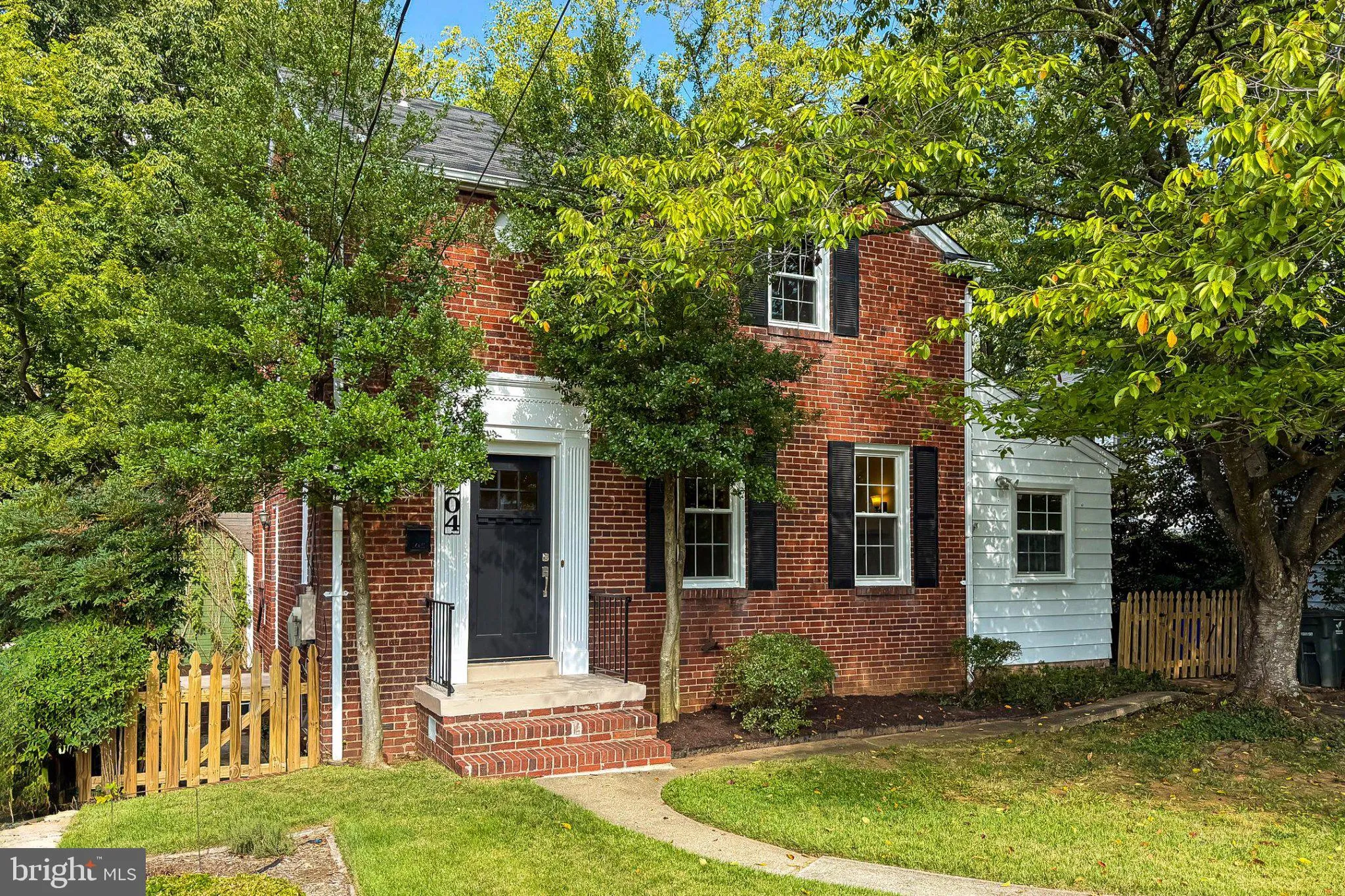 204 ABINGDON STREET, Arlington, VA 22204