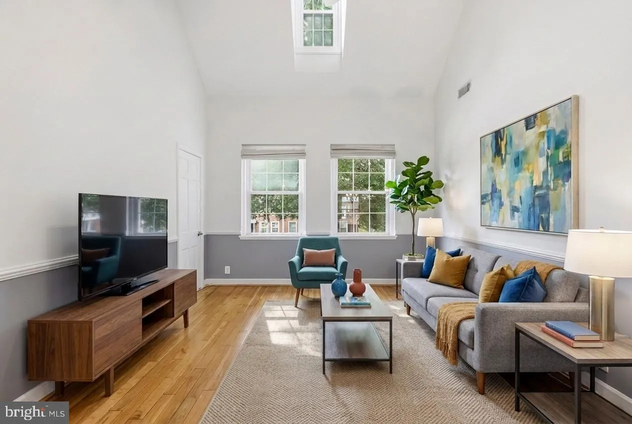4656 34TH STREET, Arlington, VA 22206