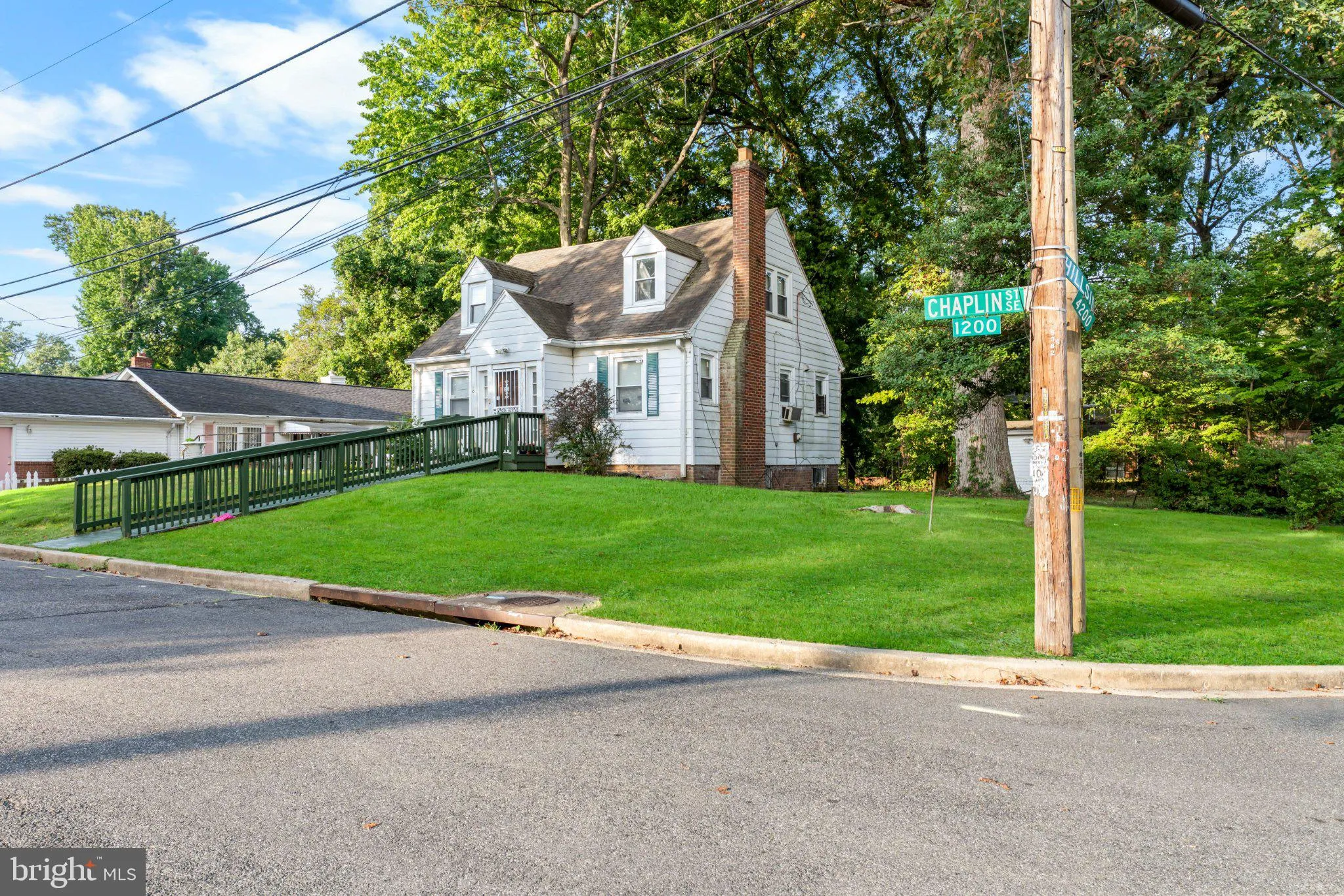 1201 CHAPLIN STREET, Washington, DC 20019