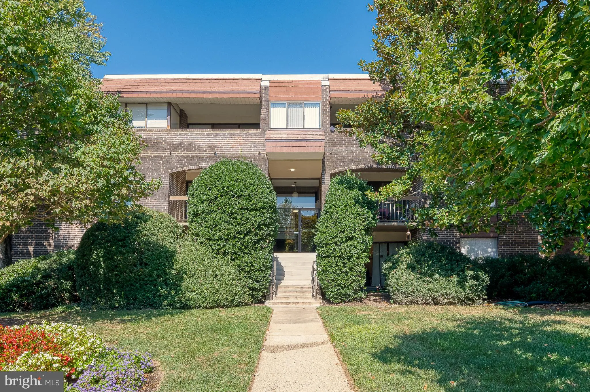 415 CHRISTOPHER AVENUE, Gaithersburg, MD 20879