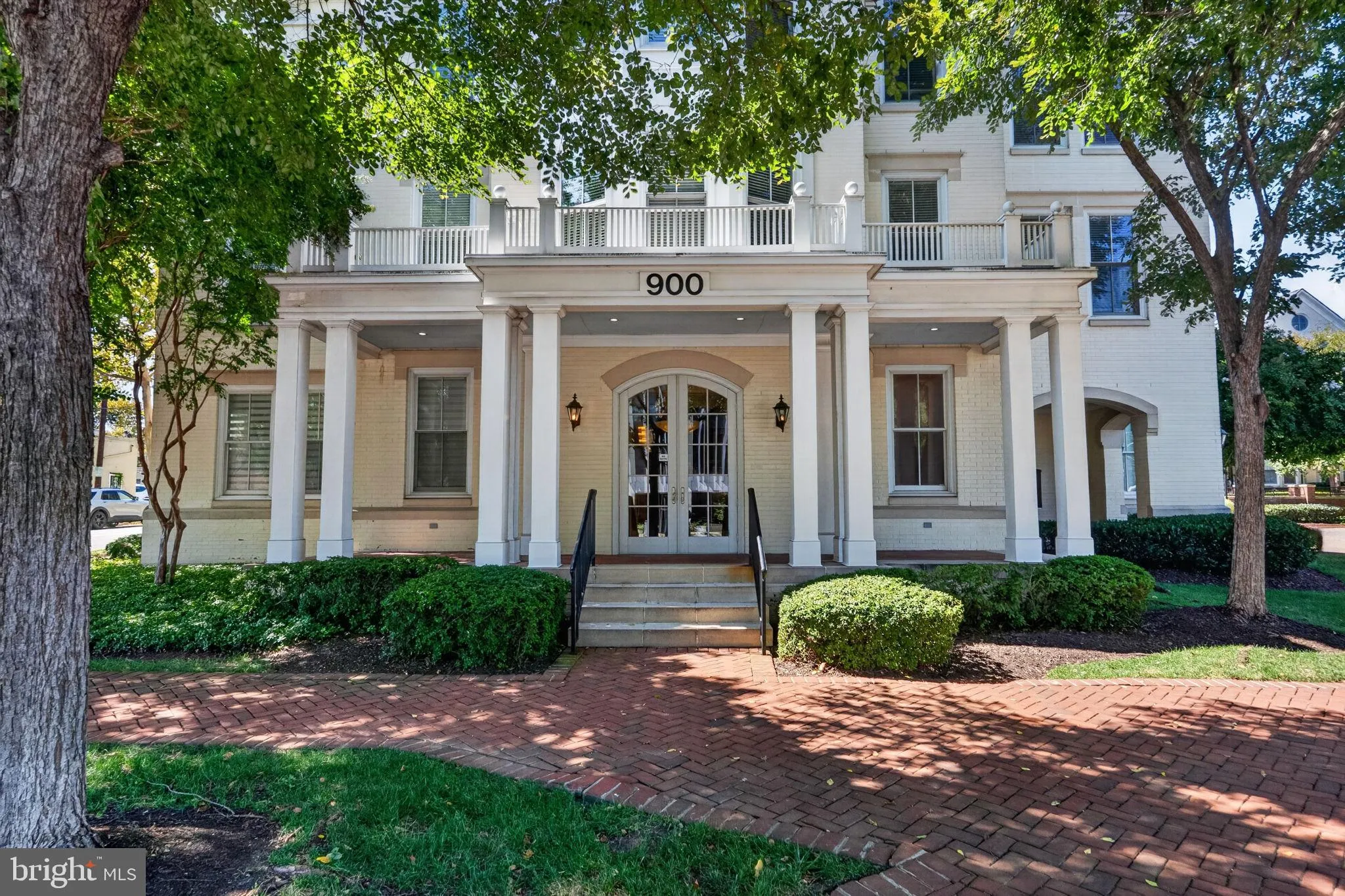900 WASHINGTON STREET, Alexandria, VA 22314