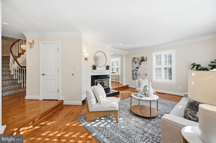 8143 Madrillon Ct, Vienna, Virginia 22182