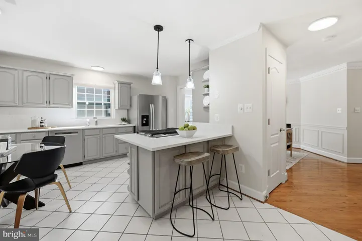 8143 Madrillon Ct, Vienna, Virginia 22182
